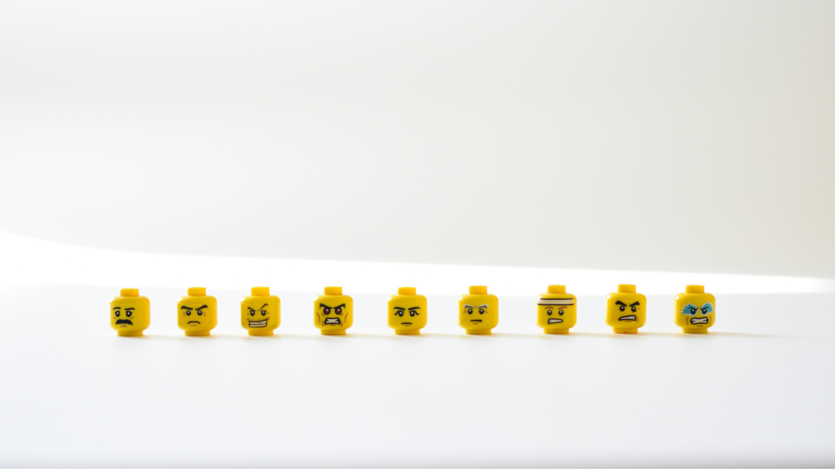 lego heads with different expressions